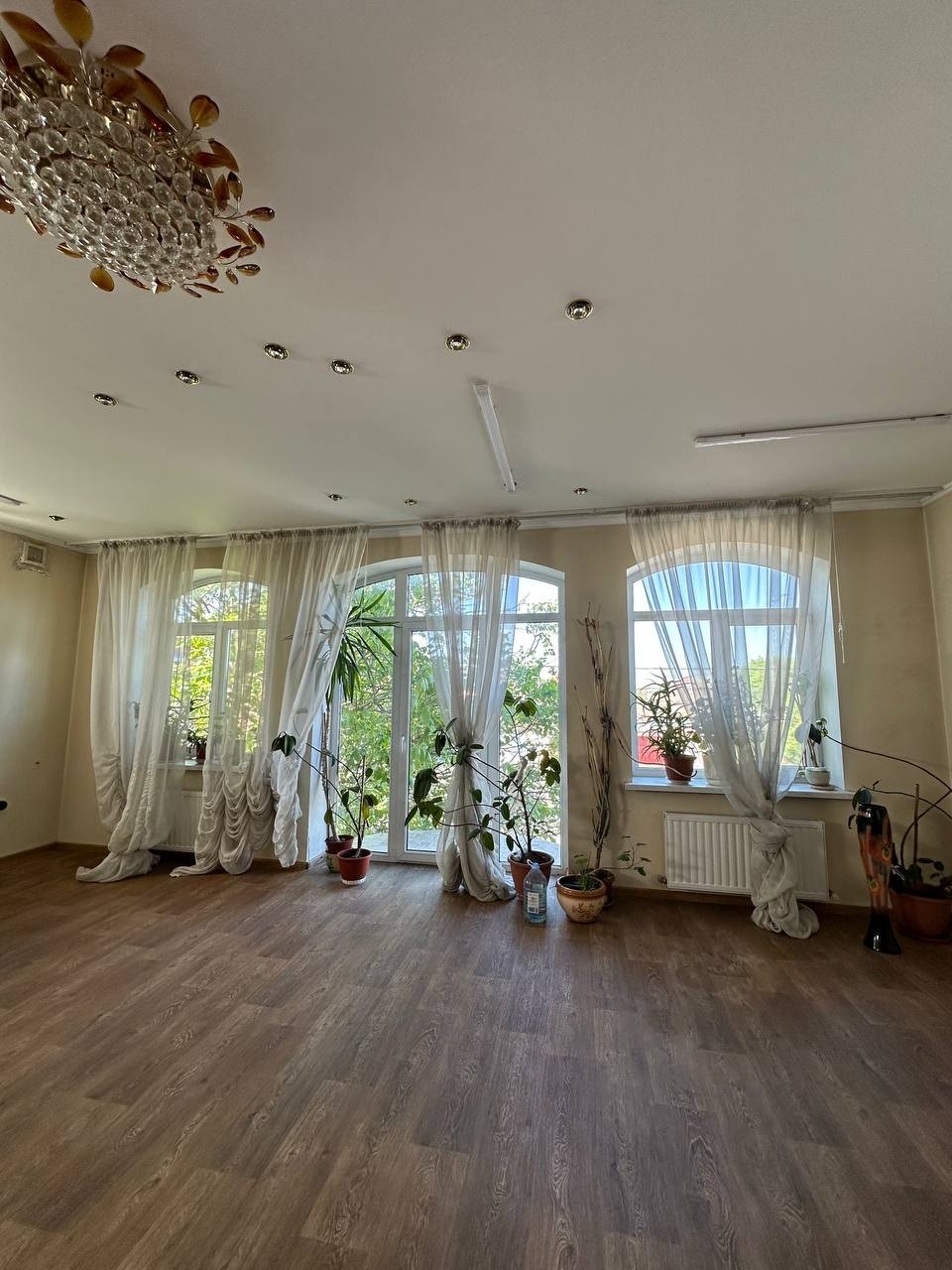 Дом на ул. Святослава Рихтера, 256 м², 180 000$ — FAKTOR