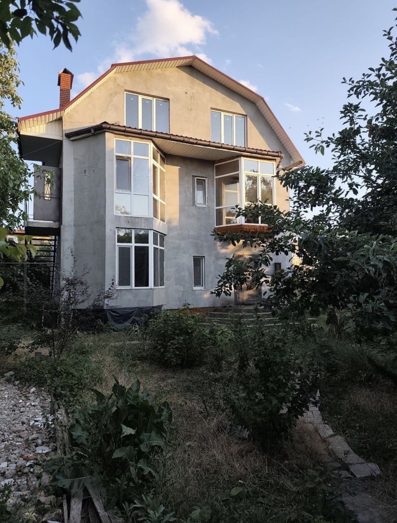 Дом на ул. Учительская, 280 м², 145 000$ — FAKTOR