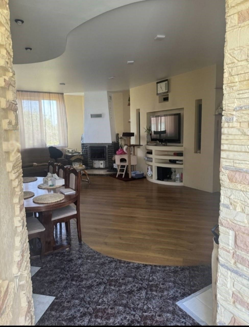 Дом на ул. Горбунова, 150 м², 155 000$ — FAKTOR