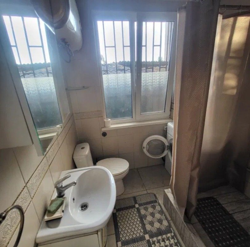 Будинок на вул. Черноморского Казачества, 100 м², 50 000$ — FAKTOR