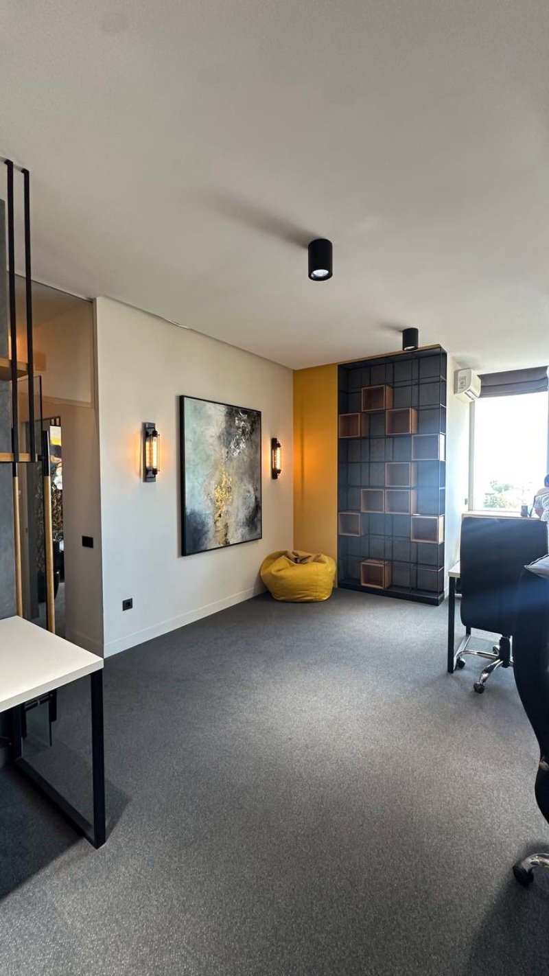Комерційна нерухомість на вул. Асташкина, 42 м², 84 000$ — FAKTOR