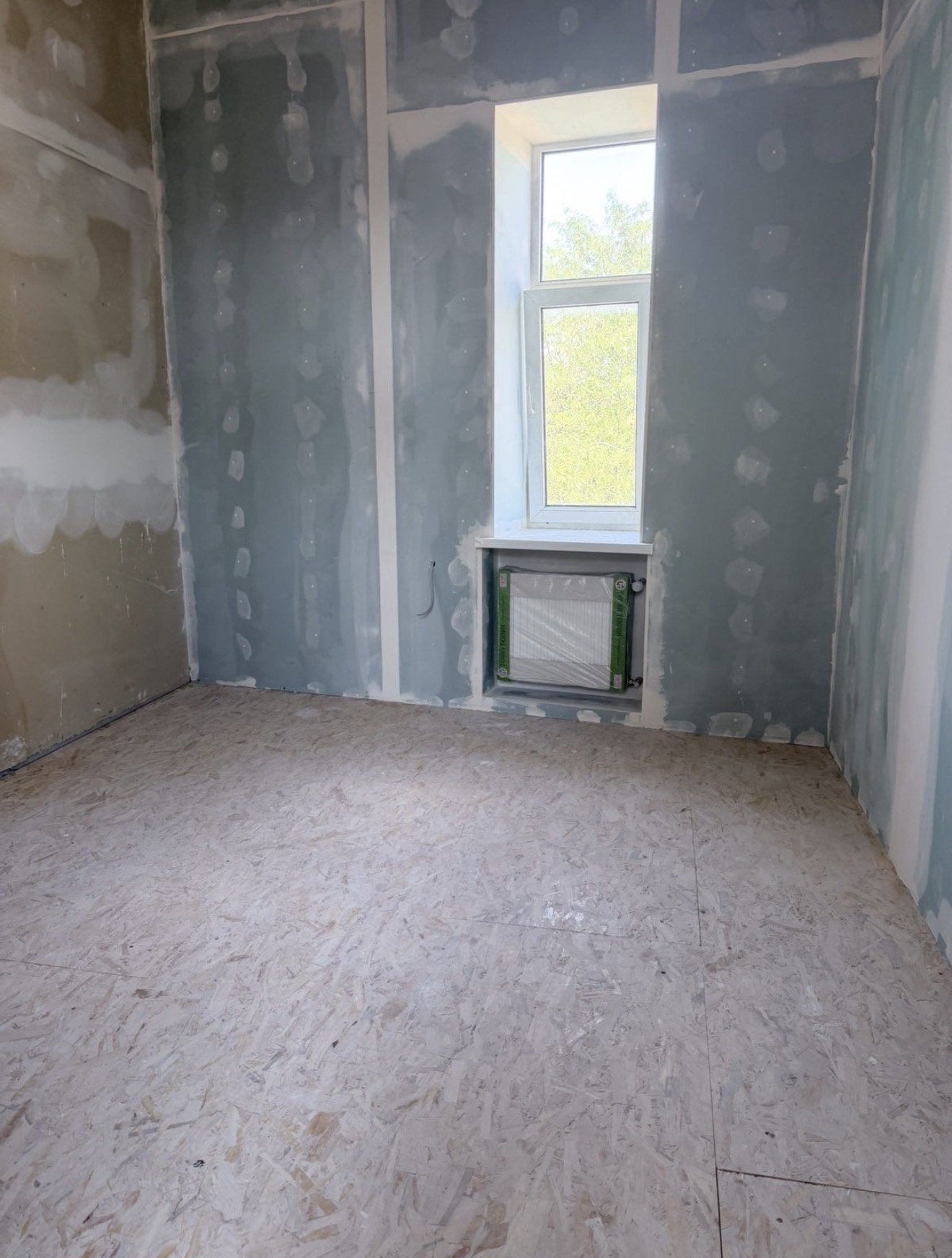 Квартира на ул. Серова, 120 м², 64 000$ — FAKTOR
