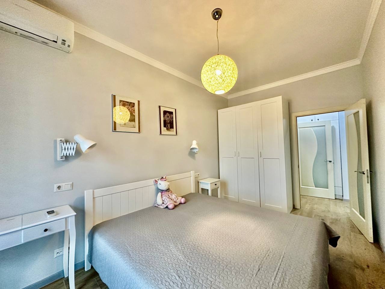 Квартира на ул. Вице-Адмирала Азарова, 48 м², 135 000$ — FAKTOR
