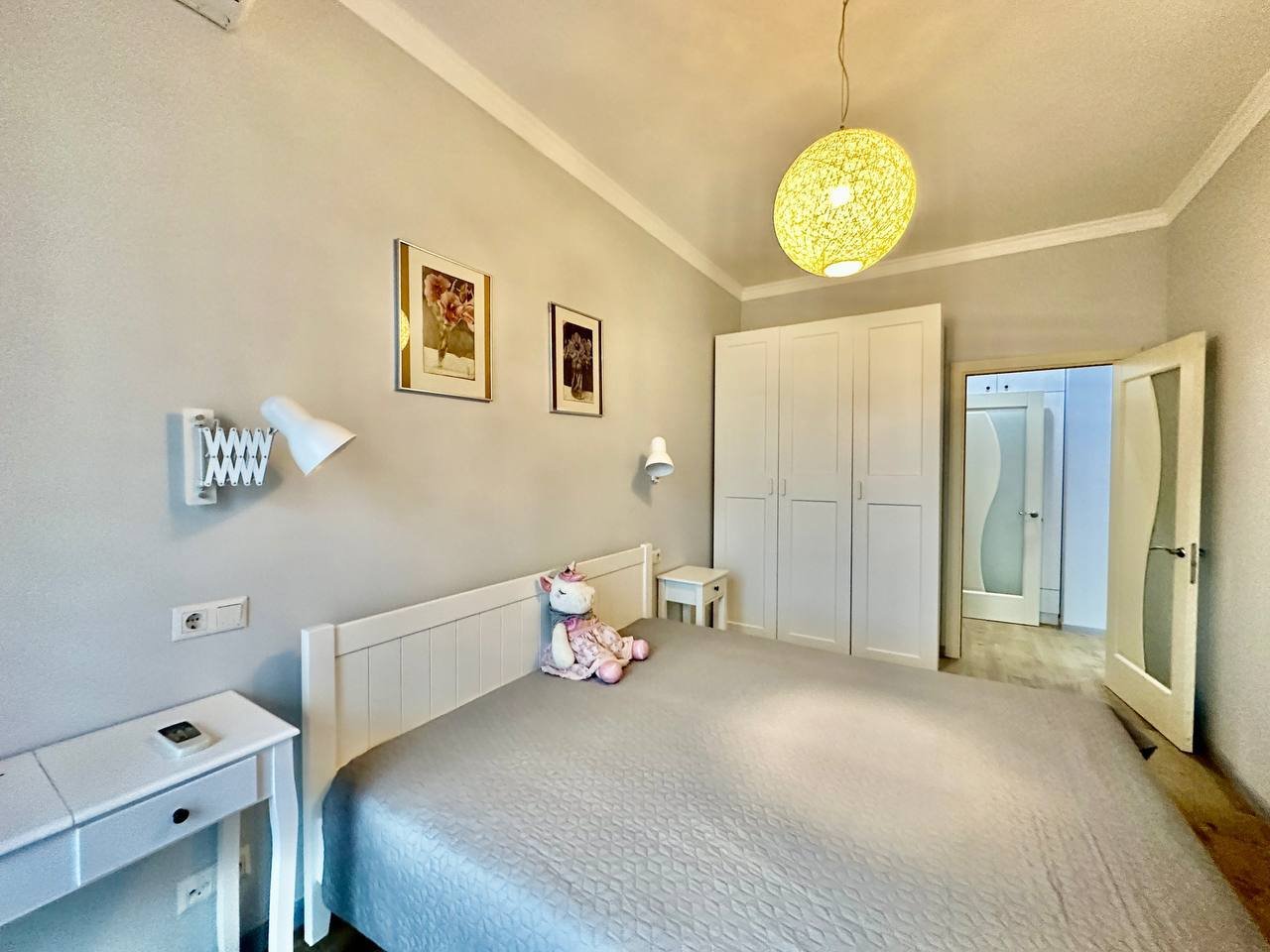 Квартира на ул. Вице-Адмирала Азарова, 48 м², 135 000$ — FAKTOR