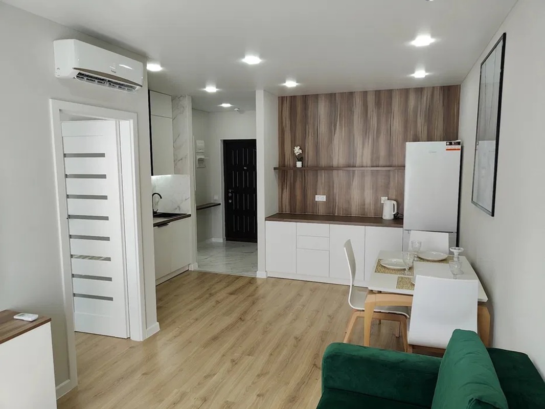 Квартира на вул. Жемчужная, 42 м², 74 000$ — FAKTOR