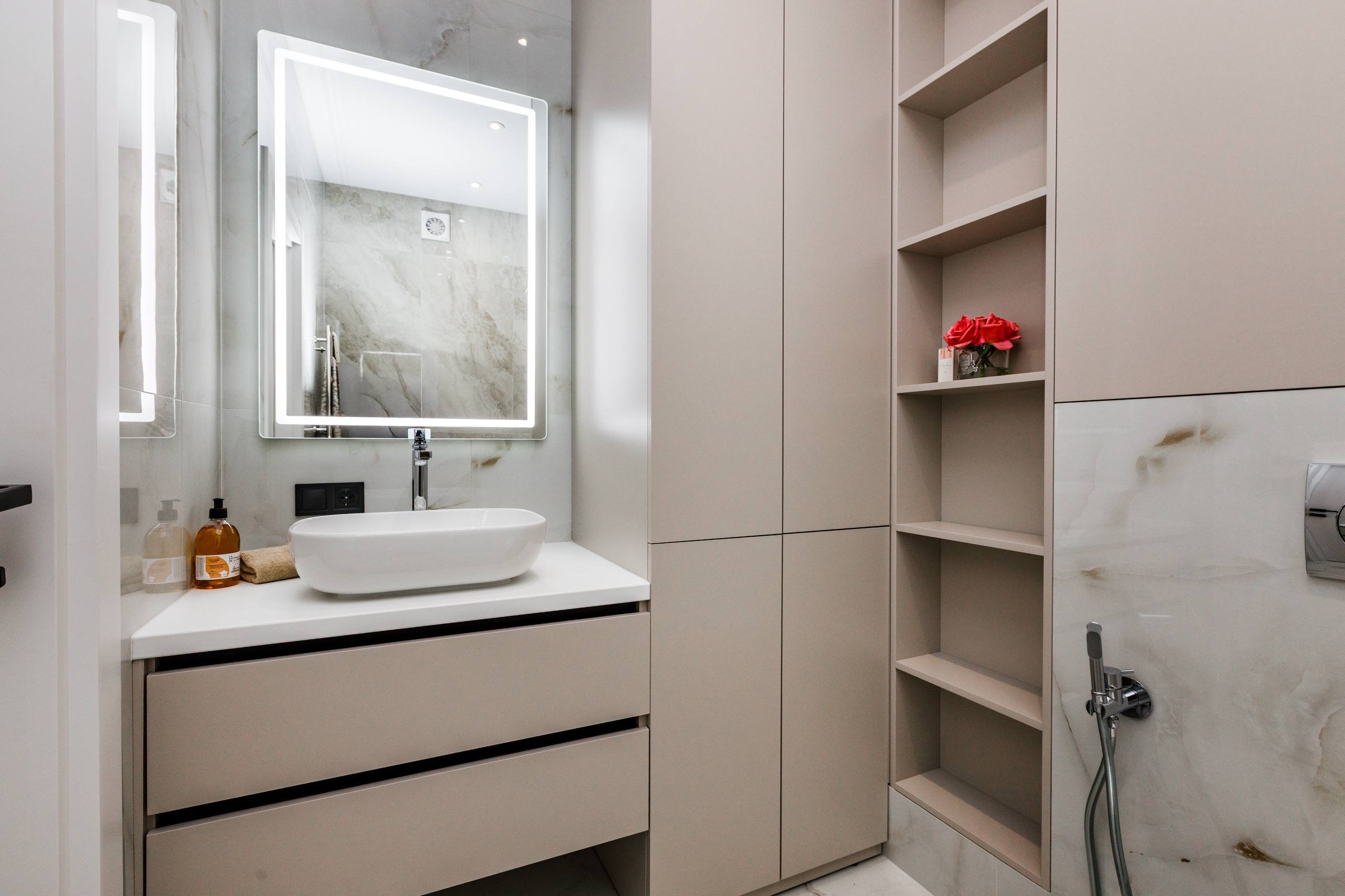 Квартира на вул. Краснова, 67 м², 136 597$ — FAKTOR