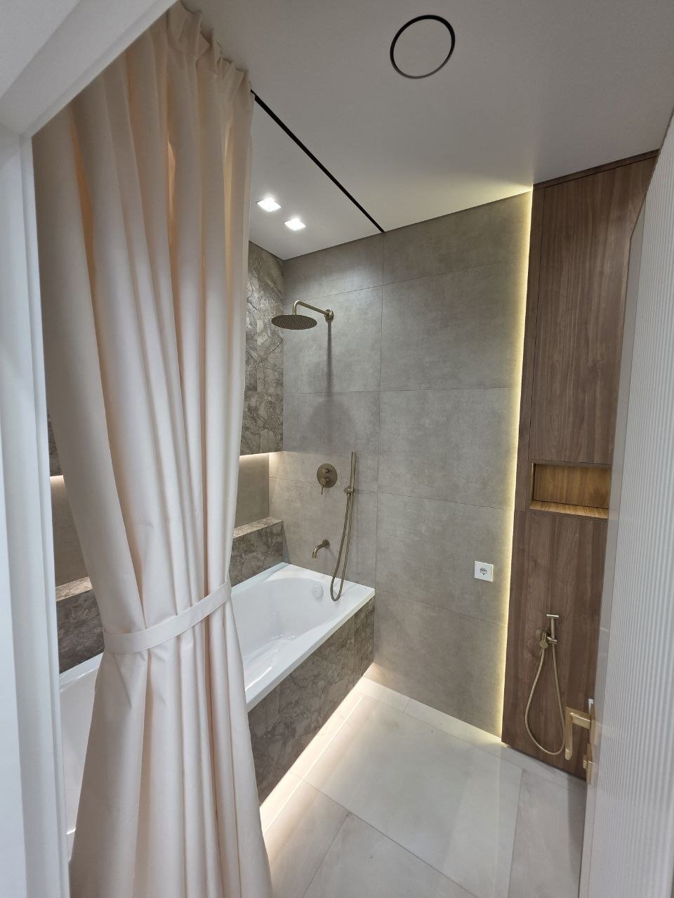 Квартира на ул. Фонтанская дорога (Приморский), 107 м², 240 000$ — FAKTOR