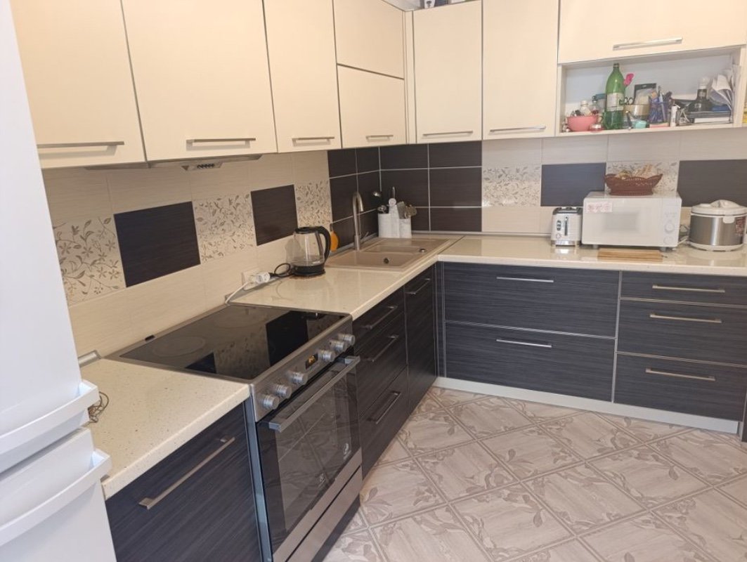 Квартира на ул. Массив Радужный, 39 м², 39 000$ — FAKTOR