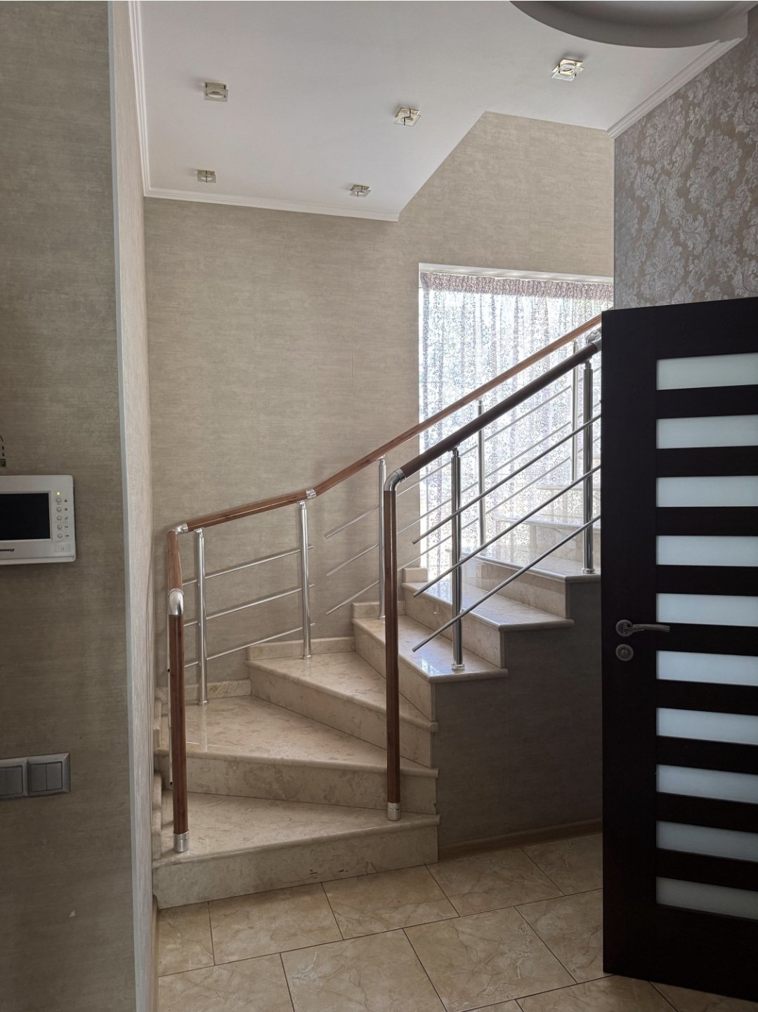 Дом на ул. Дачная, 135 м², 340 000$ — FAKTOR