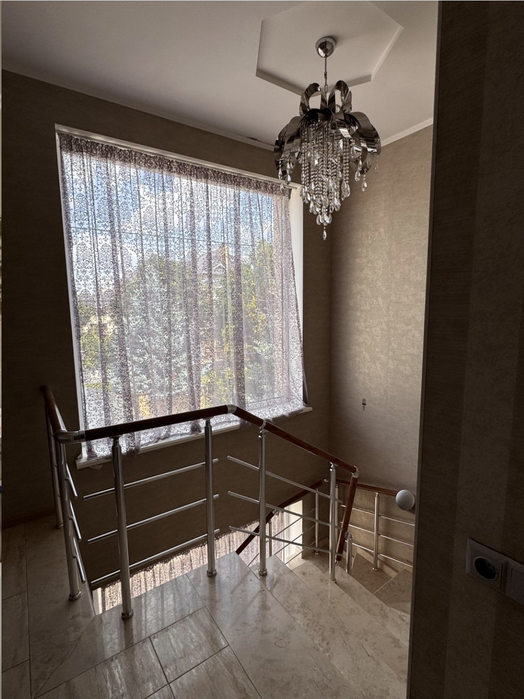 Дом на ул. Дачная, 135 м², 340 000$ — FAKTOR