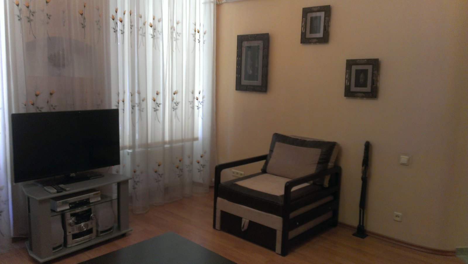 Квартира на ул. Екатерининская, 91 м², 80 000$ — FAKTOR