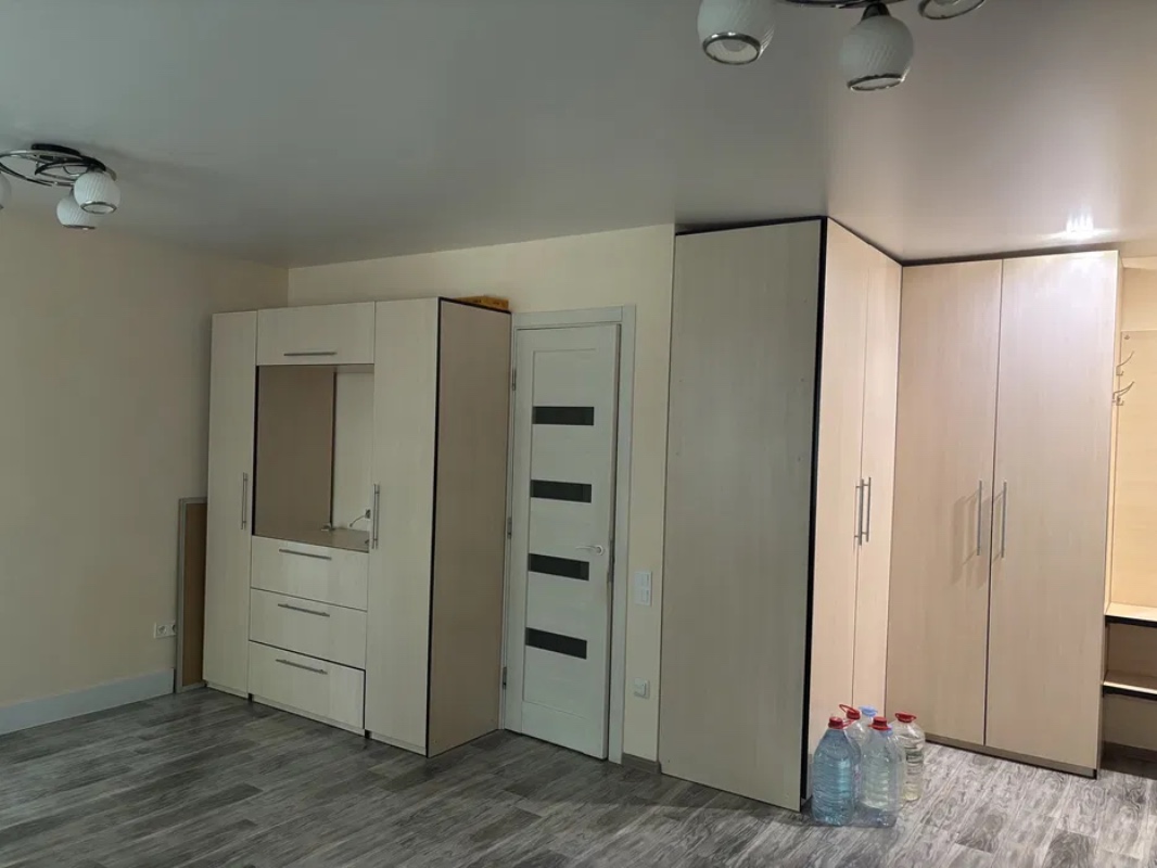 Квартира на ул. Генерала Петрова, 33 м², 42 900$ — FAKTOR