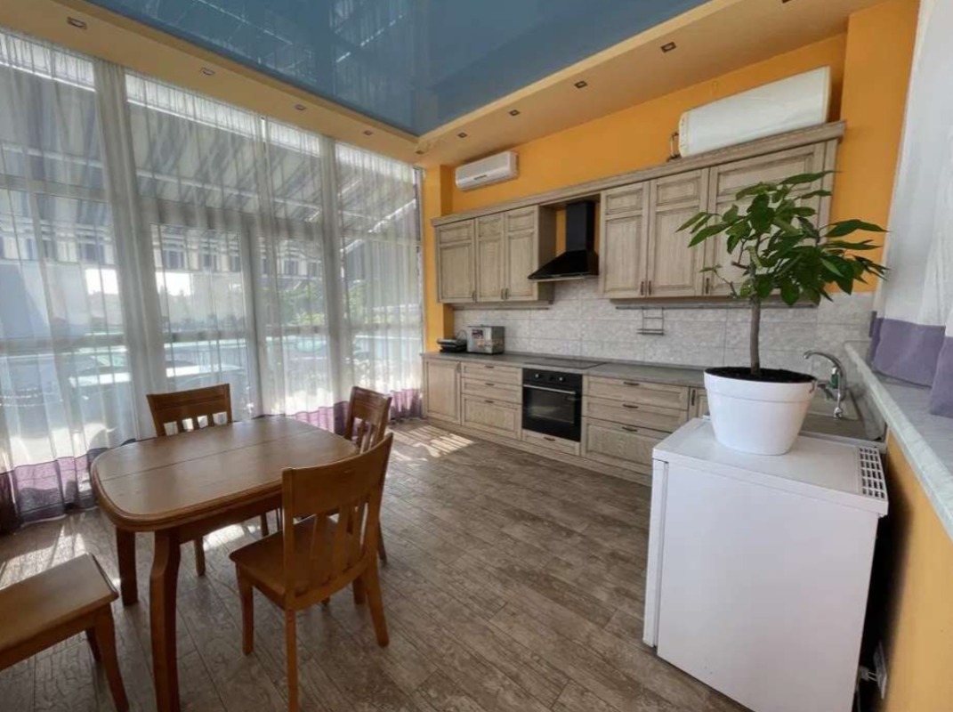 Дом на ул. Арцизская, 184 м², 260 000$ — FAKTOR