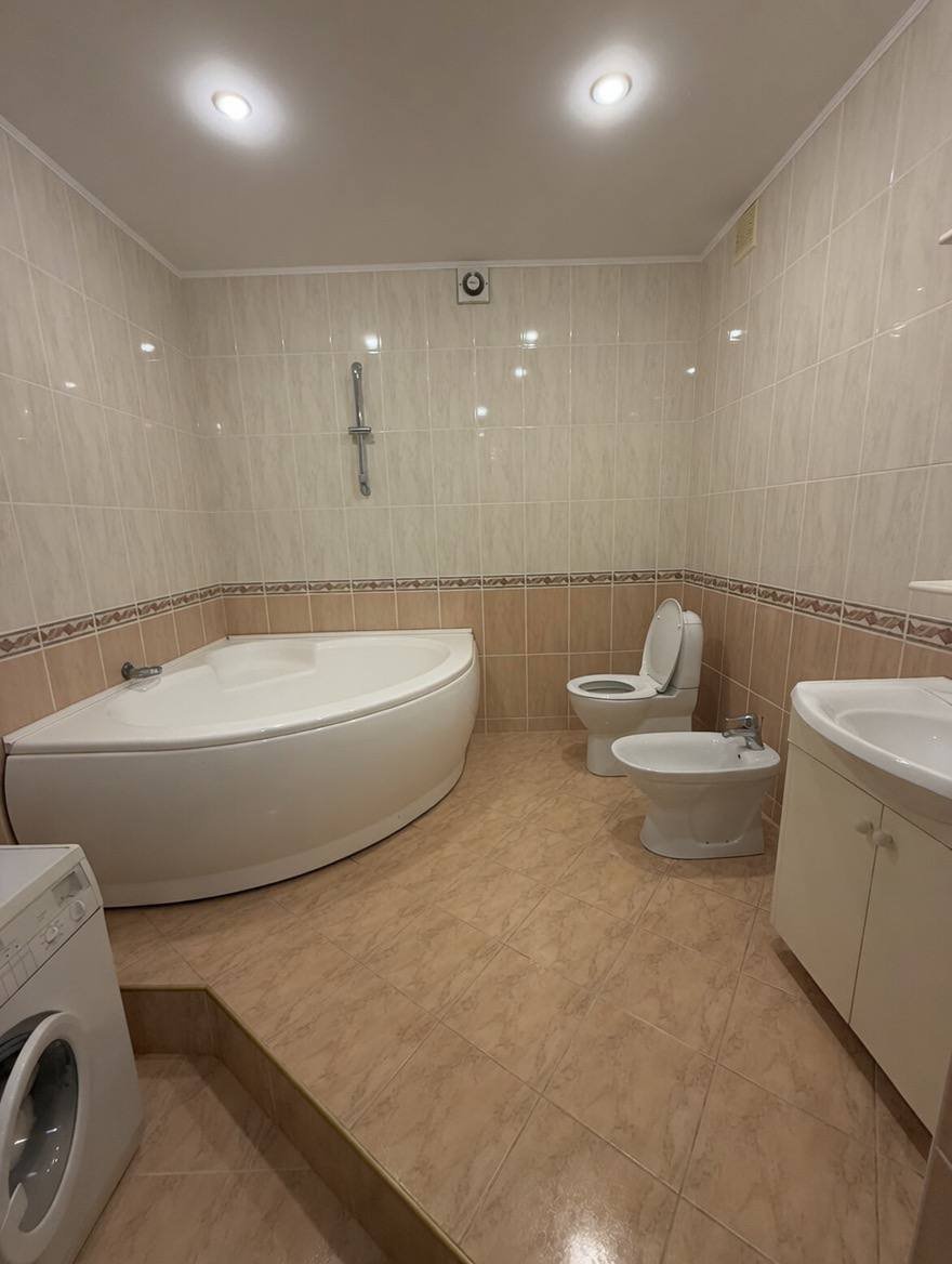 Квартира на ул. Шевченко проспект, 126 м², 370 000$ — FAKTOR