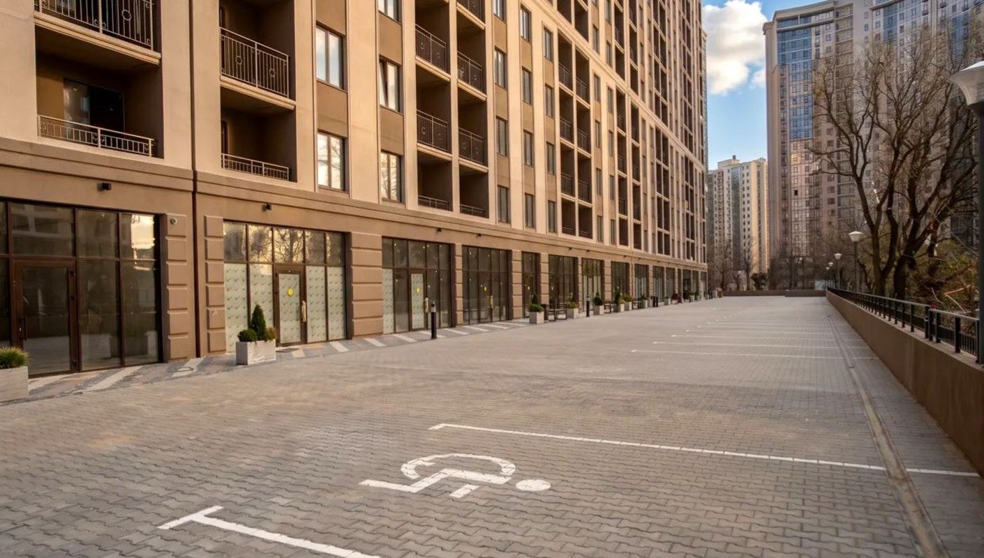 Комерційна нерухомість на вул. Генуэзская, 14 м², 23 000$ — FAKTOR