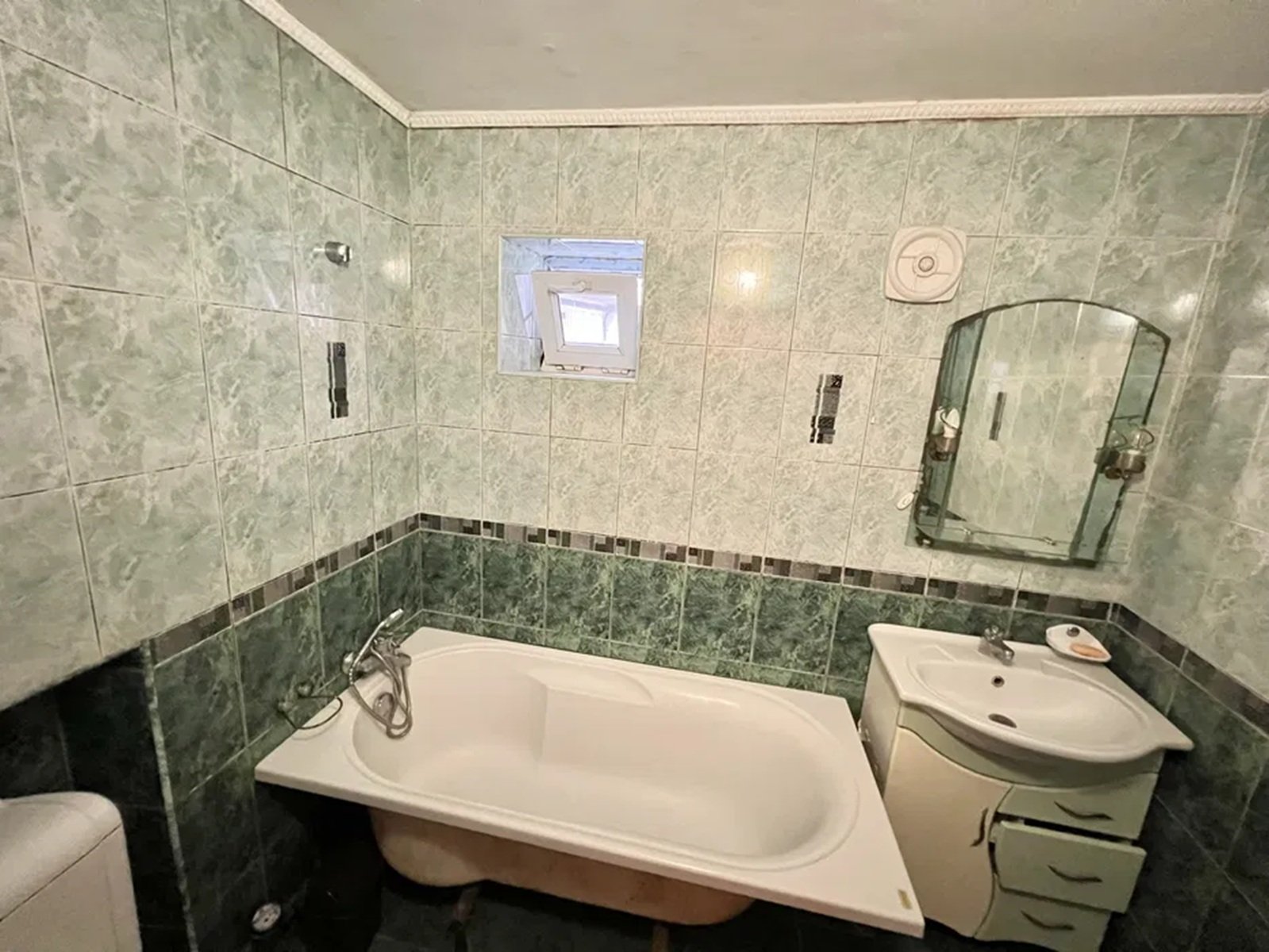 Квартира на ул. Заводская 3-я, 70 м², 37 500$ — FAKTOR
