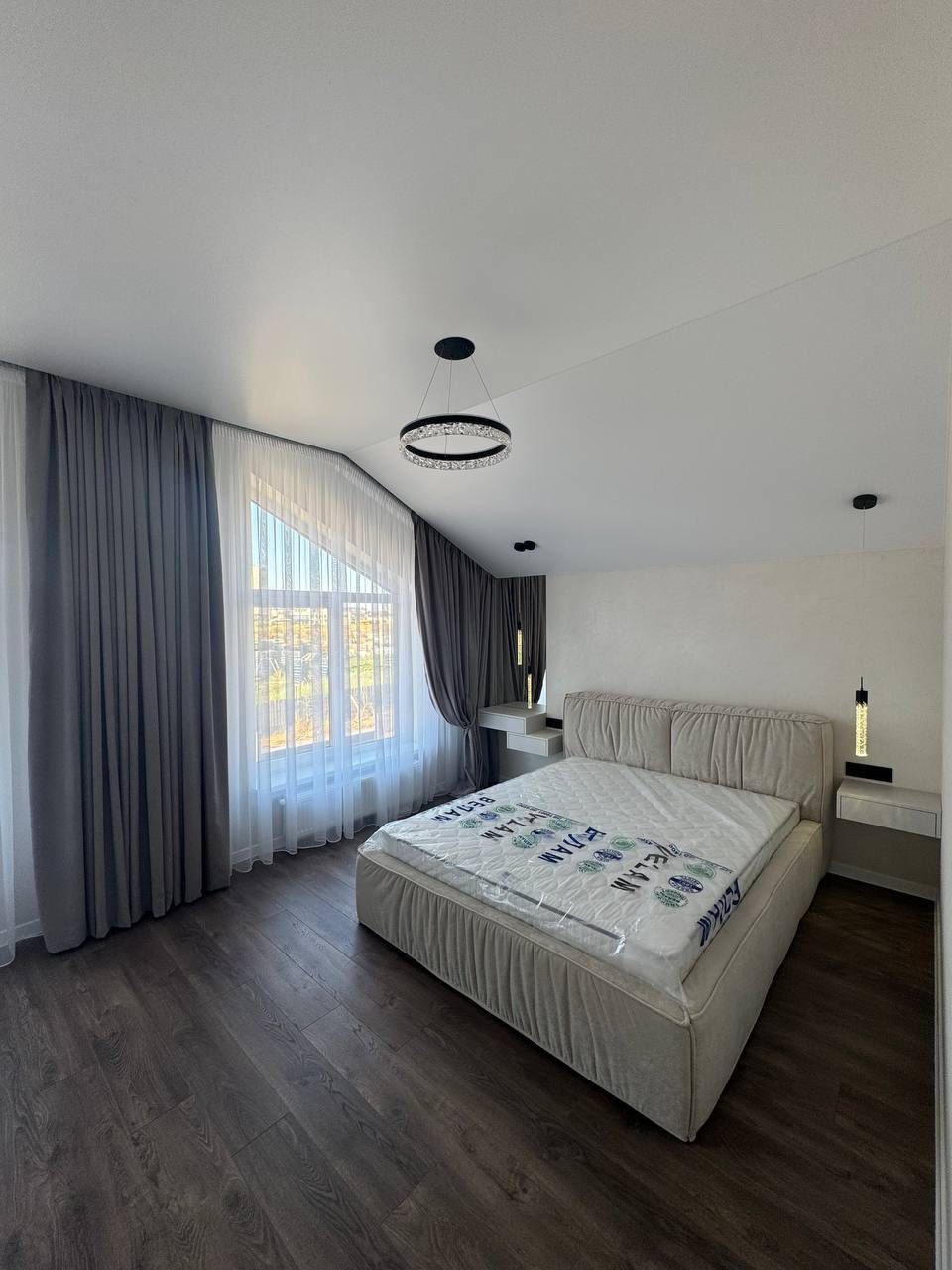 Дом на ул. Заболотного Академика, 120 м², 190 000$ — FAKTOR