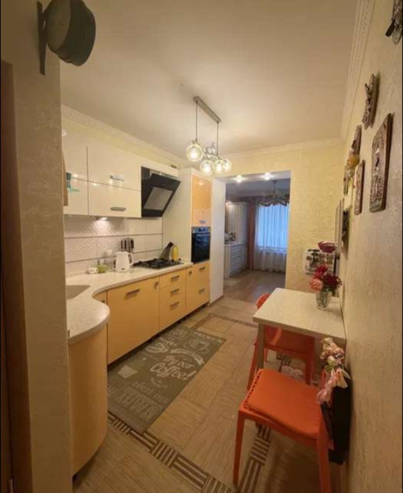 Квартира на вул. Владислава Бувалкина, 79 м², 75 000$ — FAKTOR