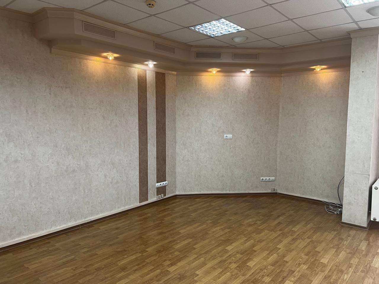 Комерційна нерухомість на вул. Жуковского, 56 м², 150 000$ — FAKTOR