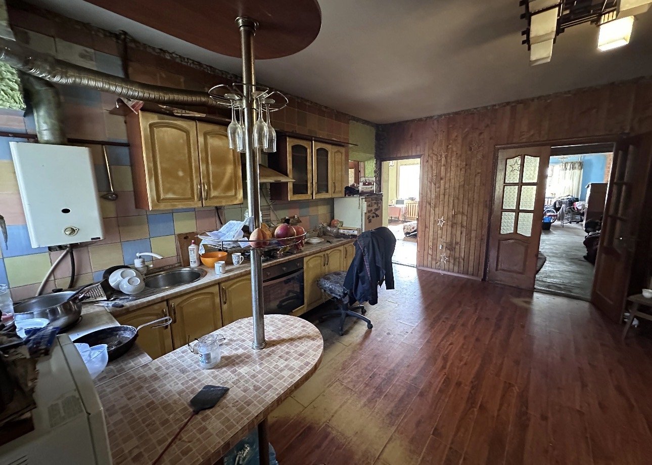 Будинок на вул. Шмидта, 395 м², 50 000$ — FAKTOR