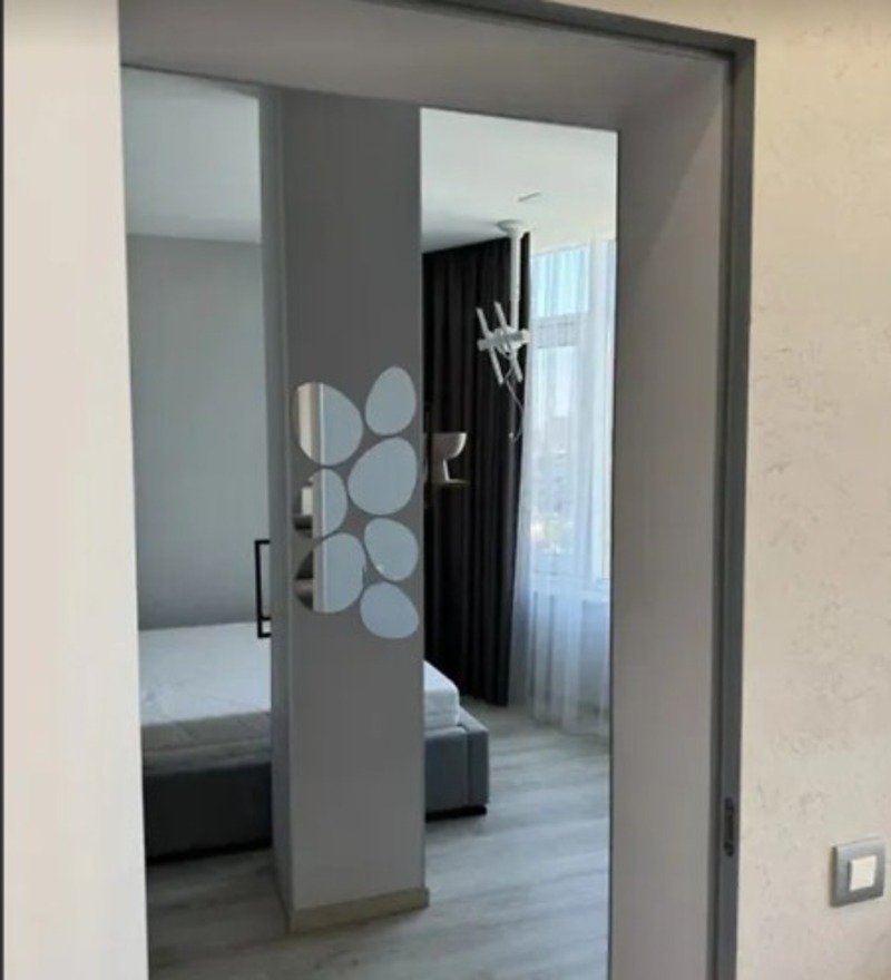Квартира на ул. Литературная, 83 м², 160 000$ — FAKTOR