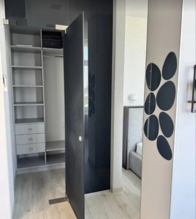 Квартира на ул. Литературная, 83 м², 160 000$ — FAKTOR