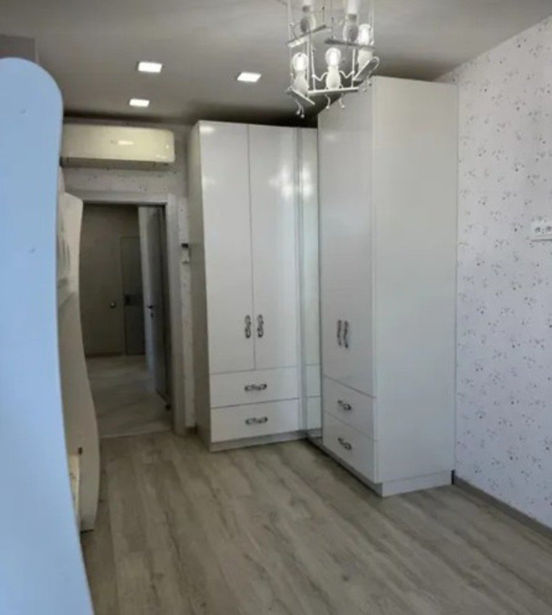 Квартира на ул. Литературная, 83 м², 160 000$ — FAKTOR