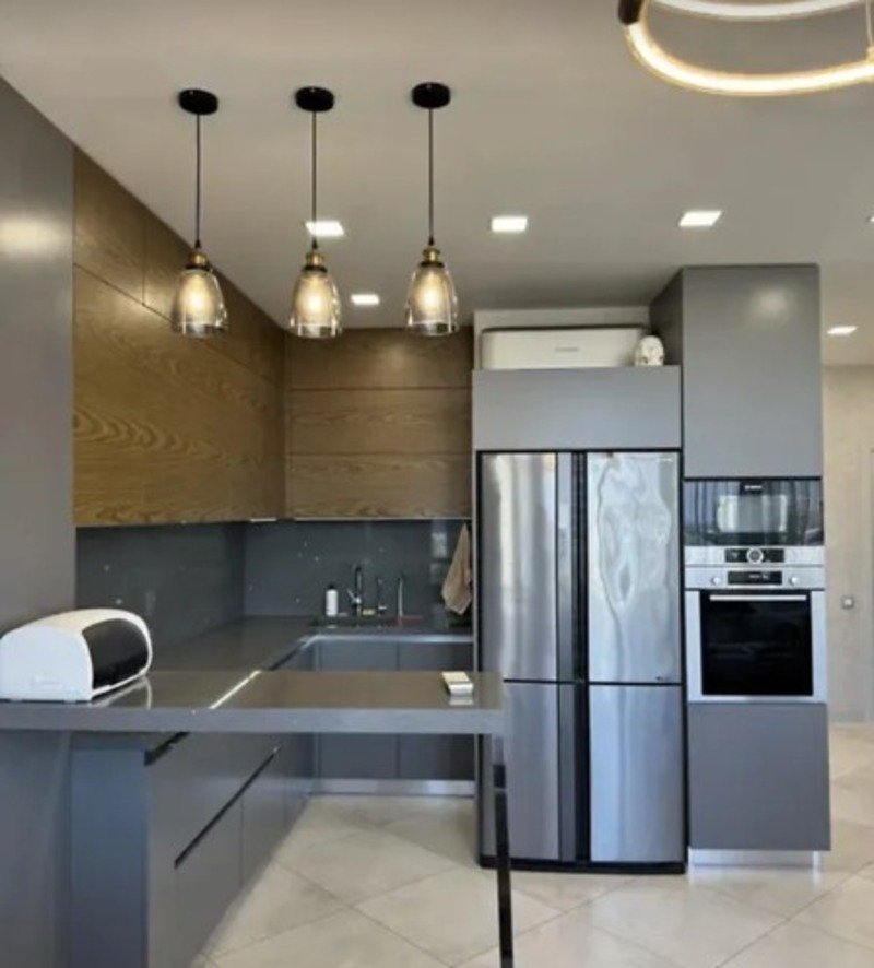 Квартира на ул. Литературная, 83 м², 160 000$ — FAKTOR