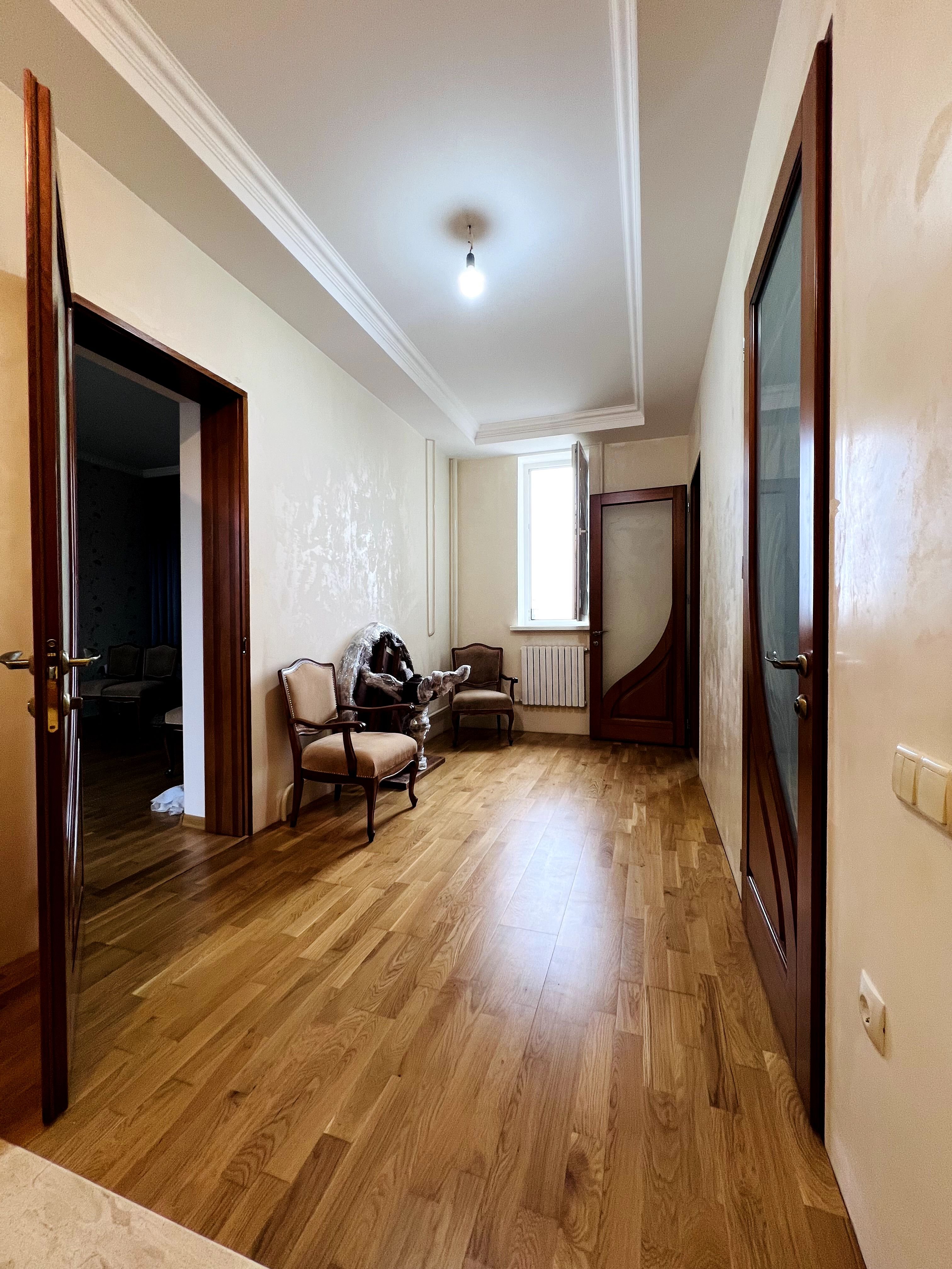 Дом на ул. Королева Академика, 158 м², 120 000$ — FAKTOR