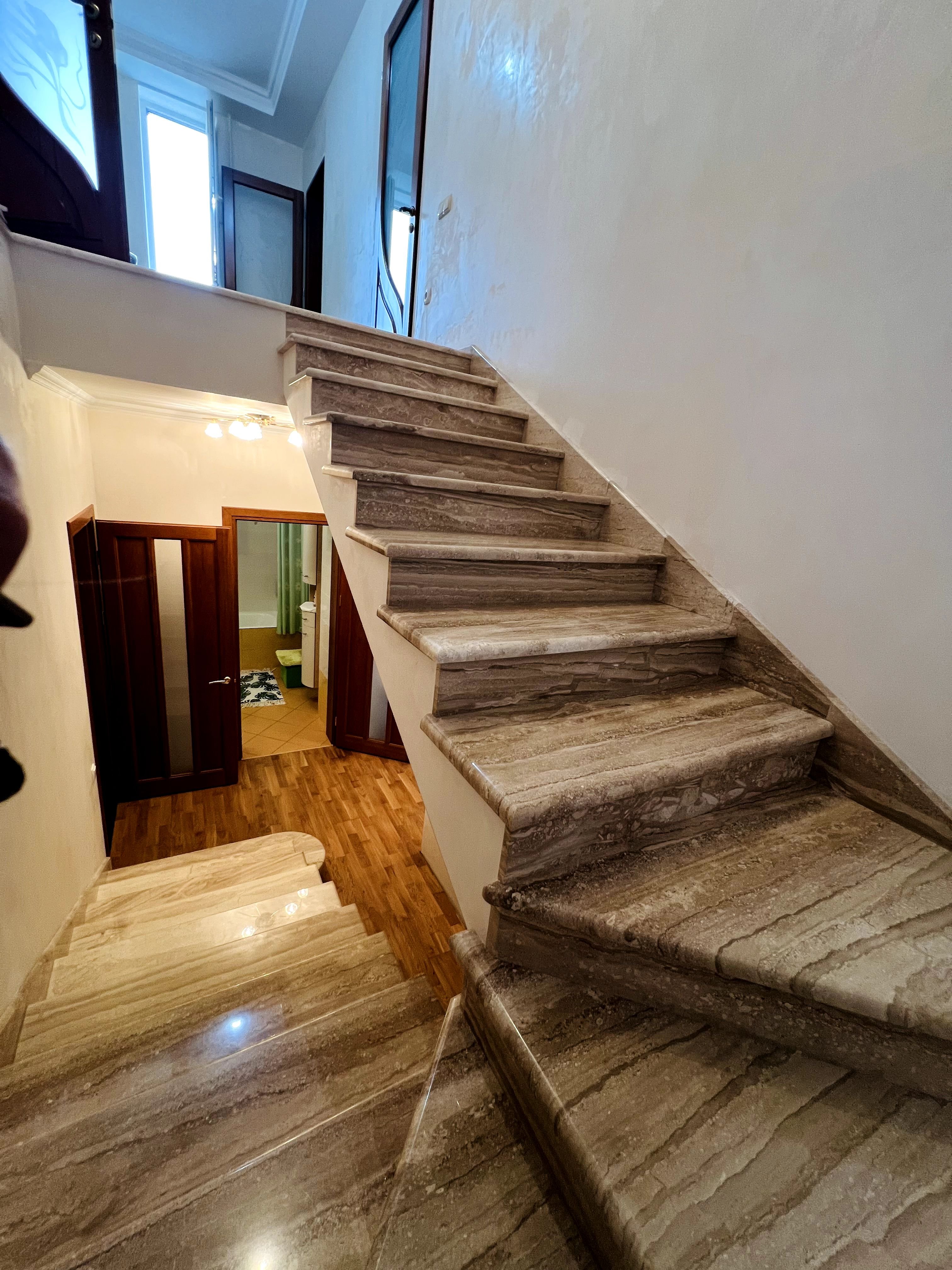 Дом на ул. Королева Академика, 158 м², 120 000$ — FAKTOR