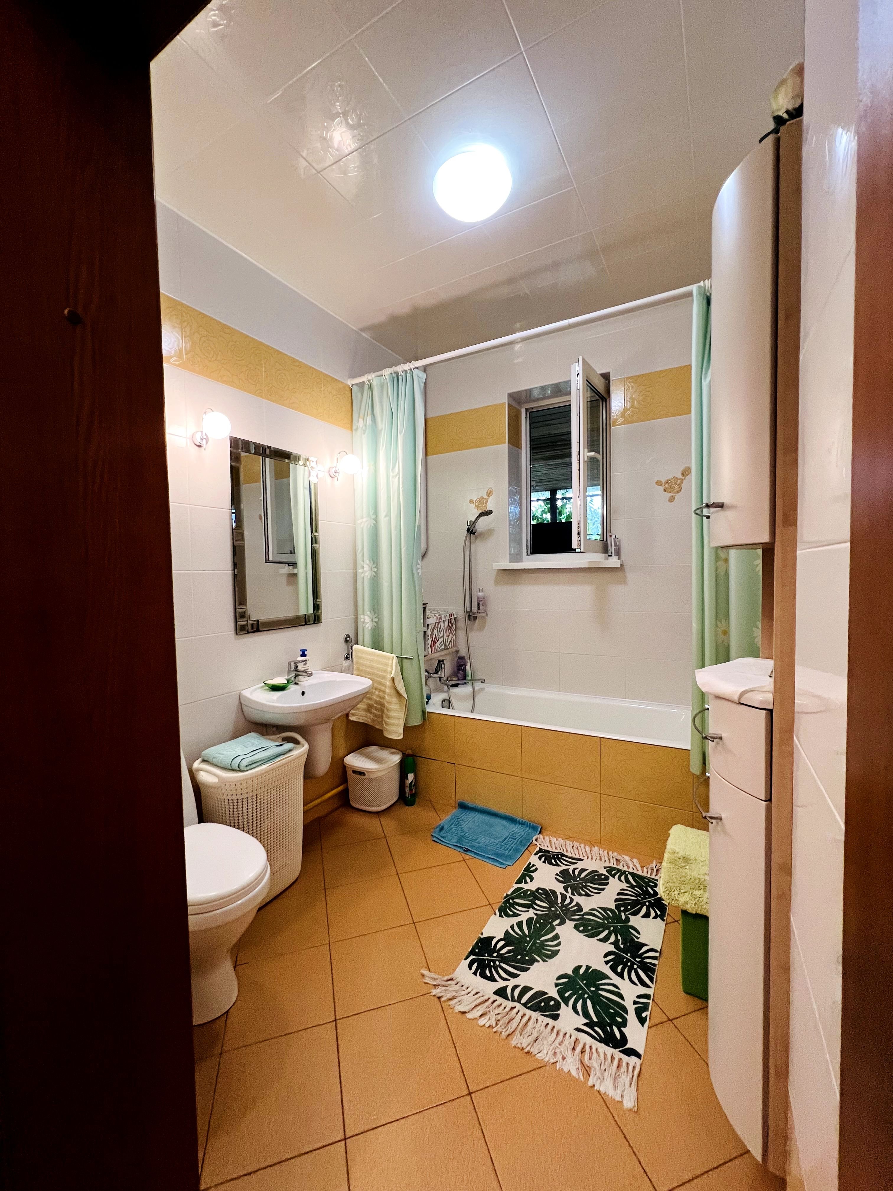 Дом на ул. Королева Академика, 158 м², 120 000$ — FAKTOR