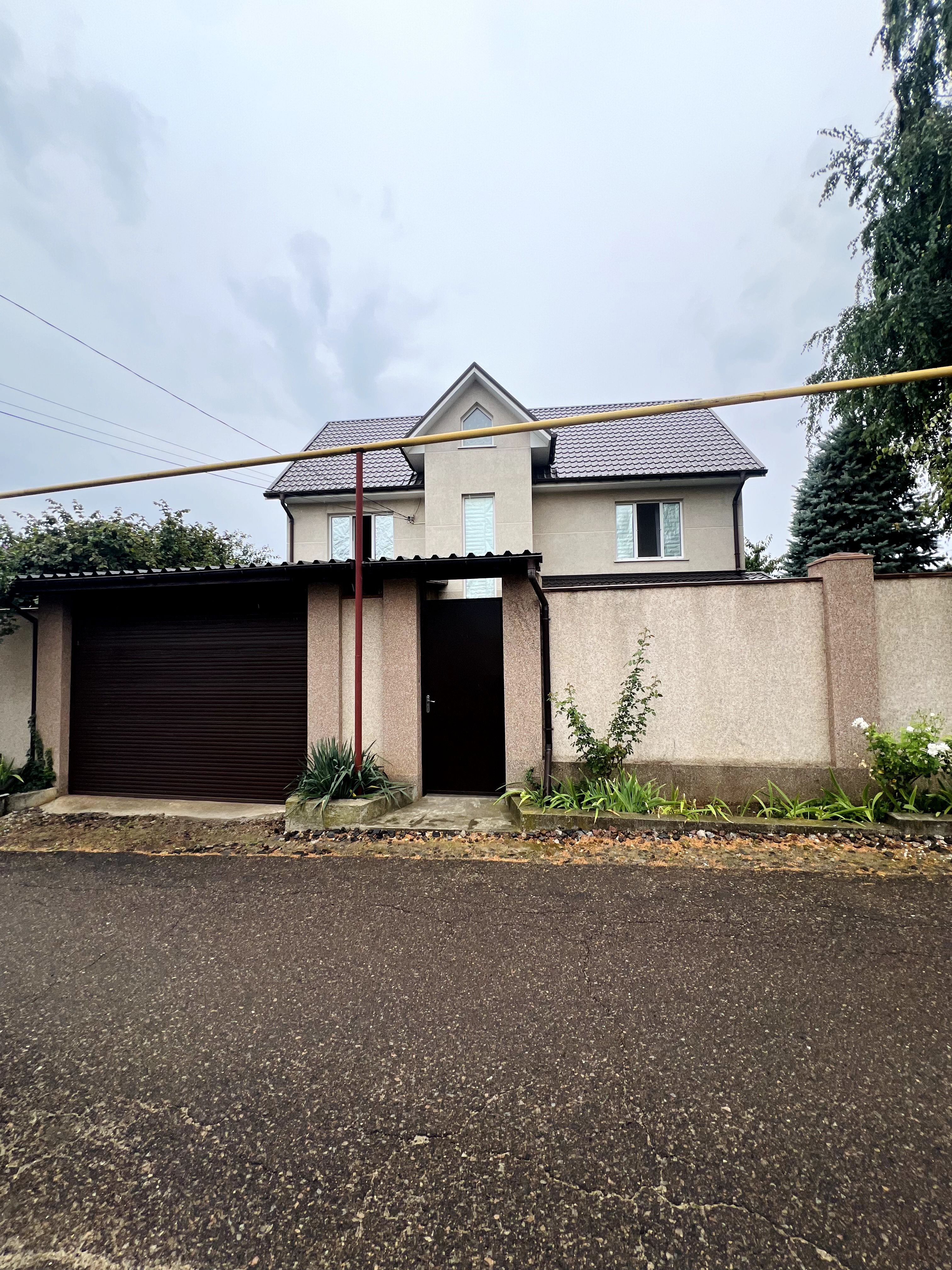 Дом на ул. Королева Академика, 158 м², 120 000$ — FAKTOR