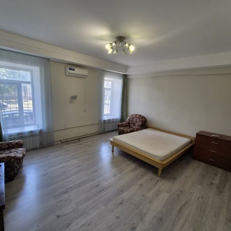 Квартира на ул. Адмирала Лазарева, 45 м², 32 500$ — FAKTOR