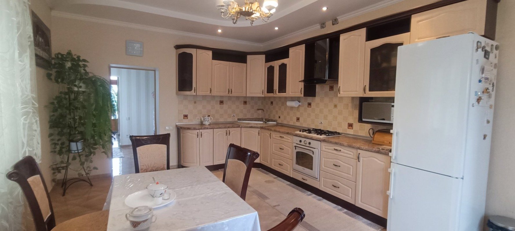 Дом на ул. Школьная, 167 м², 150 000$ — FAKTOR
