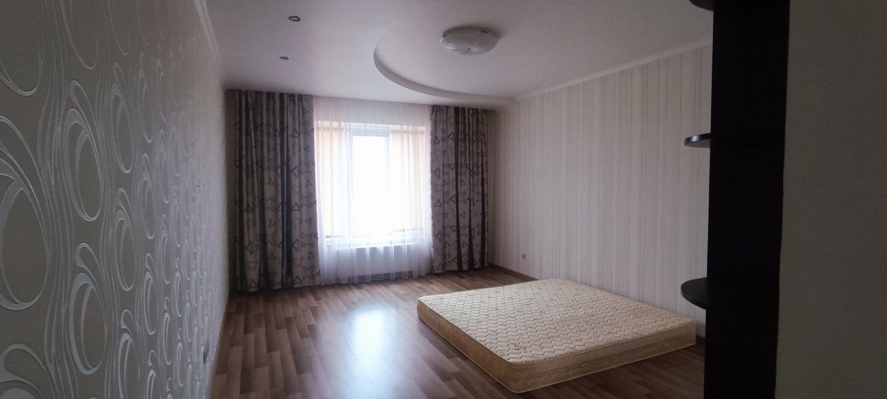 Дом на ул. Школьная, 167 м², 150 000$ — FAKTOR