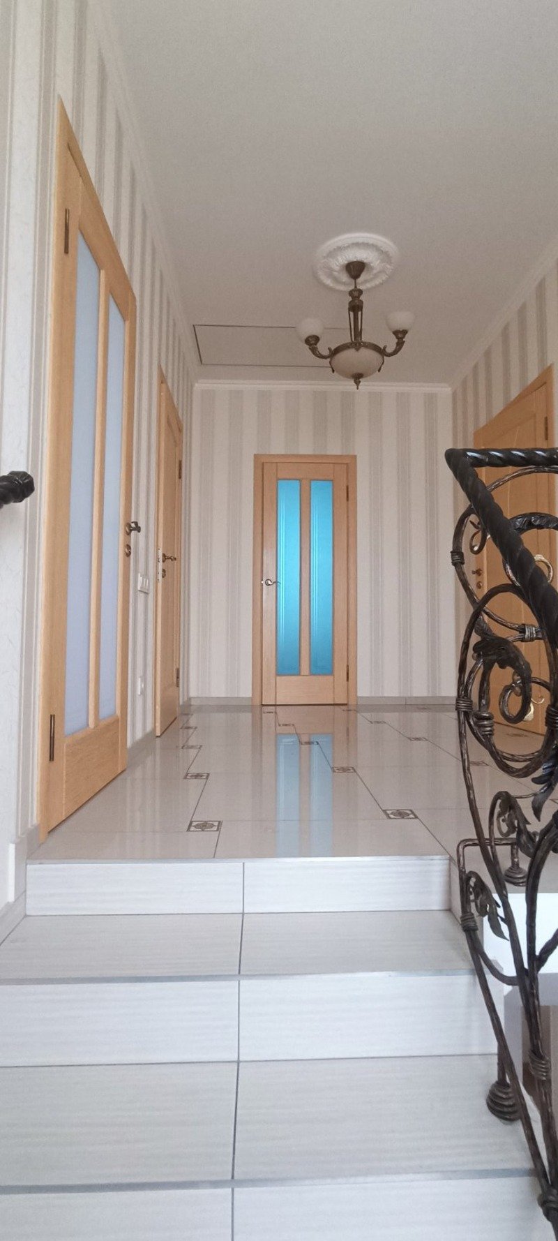 Дом на ул. Школьная, 167 м², 150 000$ — FAKTOR