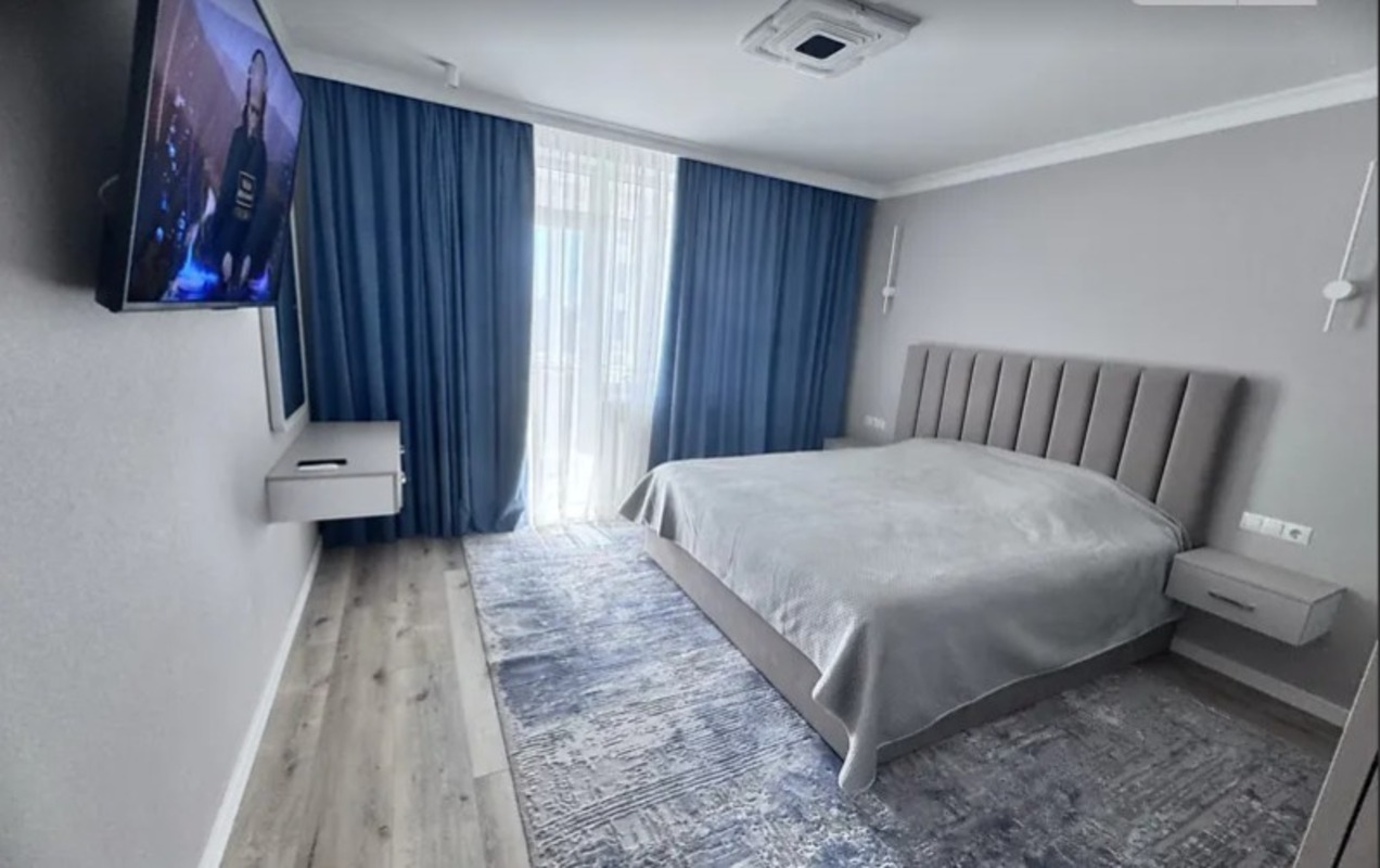 Квартира на ул. Варненская, 70 м², 160 000$ — FAKTOR