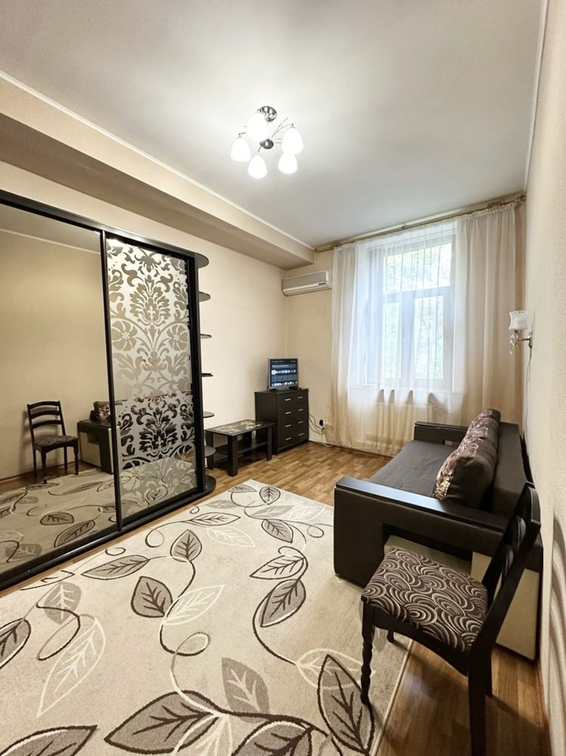 Квартира на ул. Фонтанская дорога (Киевский), 40 м², 39 000$ — FAKTOR