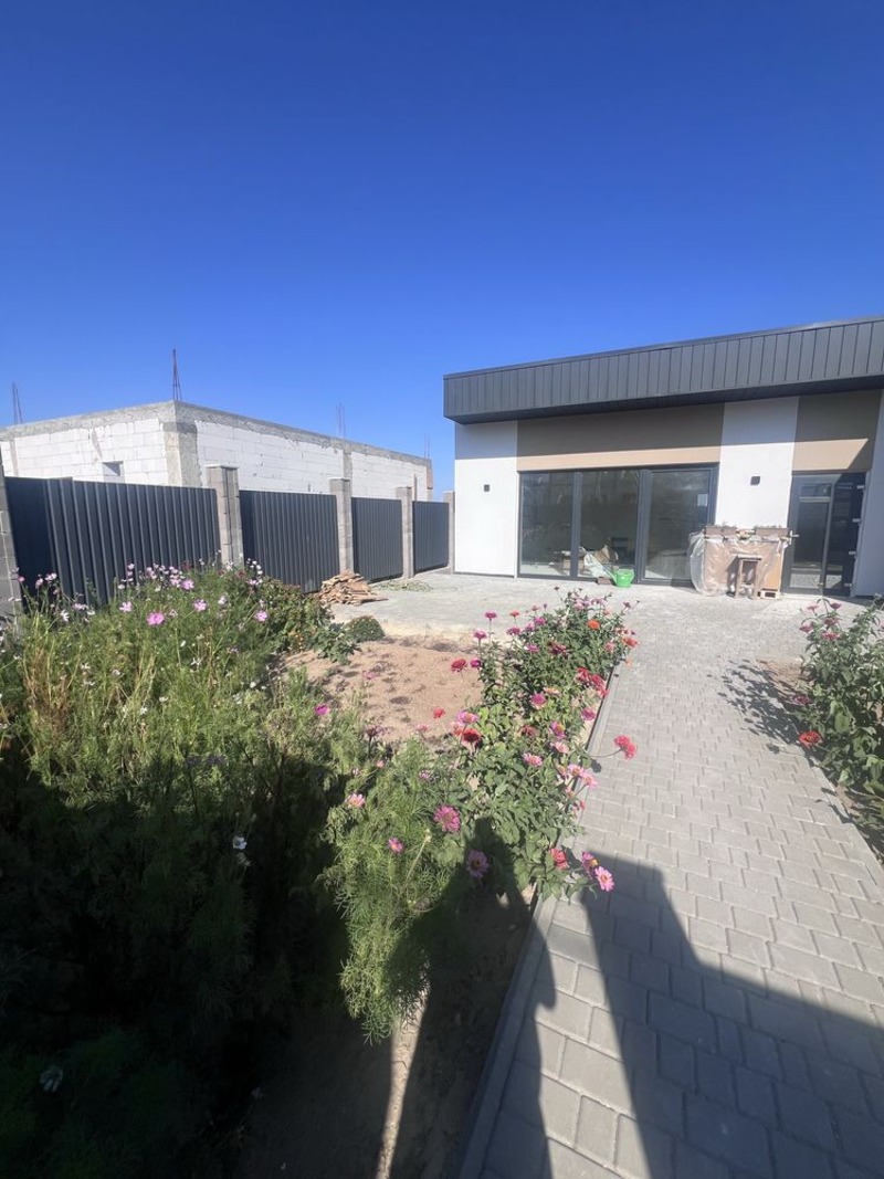 Будинок на вул. Массив 21, 95 м², 115 000$ — FAKTOR