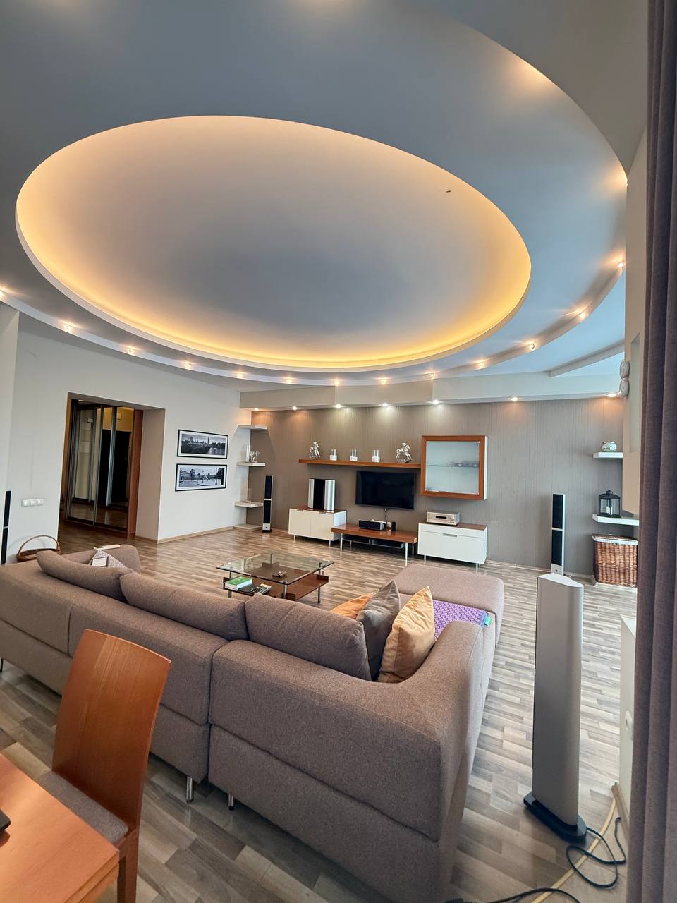 Квартира на ул. Вице-Адмирала Азарова, 105 м², 180 000$ — FAKTOR