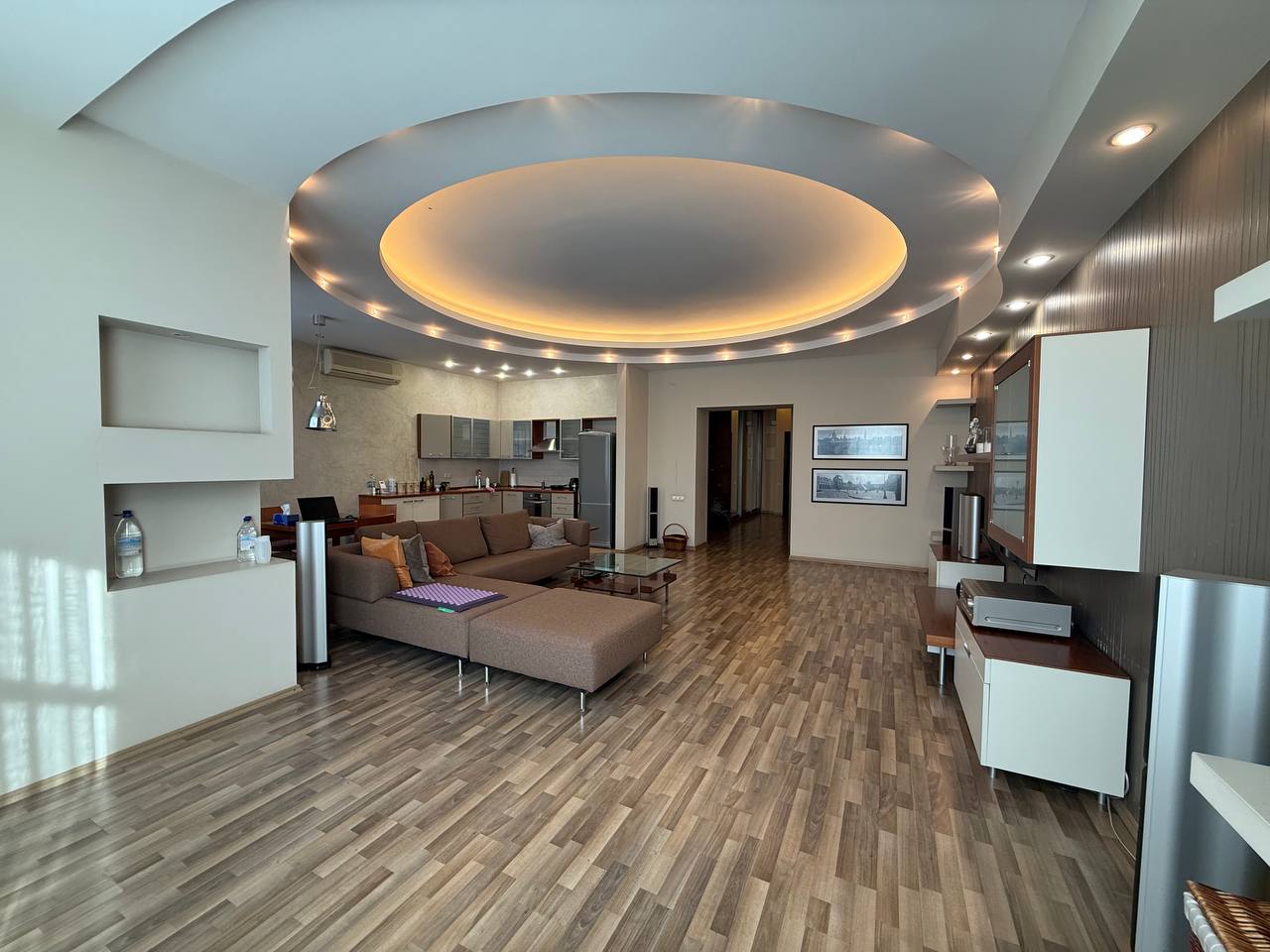 Квартира на ул. Вице-Адмирала Азарова, 105 м², 180 000$ — FAKTOR