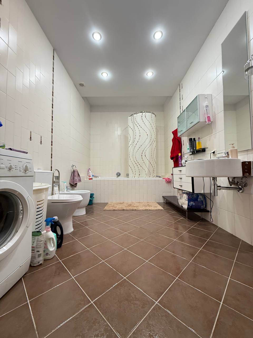 Квартира на ул. Вице-Адмирала Азарова, 105 м², 180 000$ — FAKTOR
