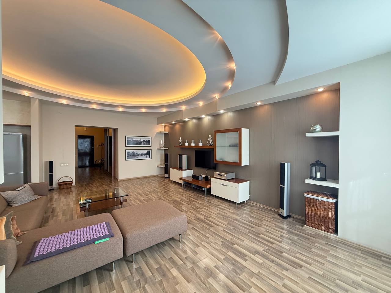 Квартира на ул. Вице-Адмирала Азарова, 105 м², 180 000$ — FAKTOR
