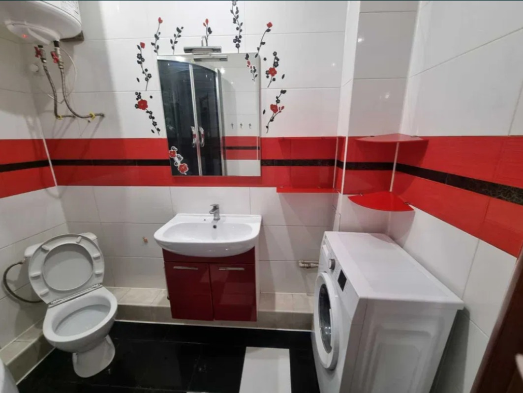 Квартира на вул. Массив Радужный, 40 м², 46 000$ — FAKTOR