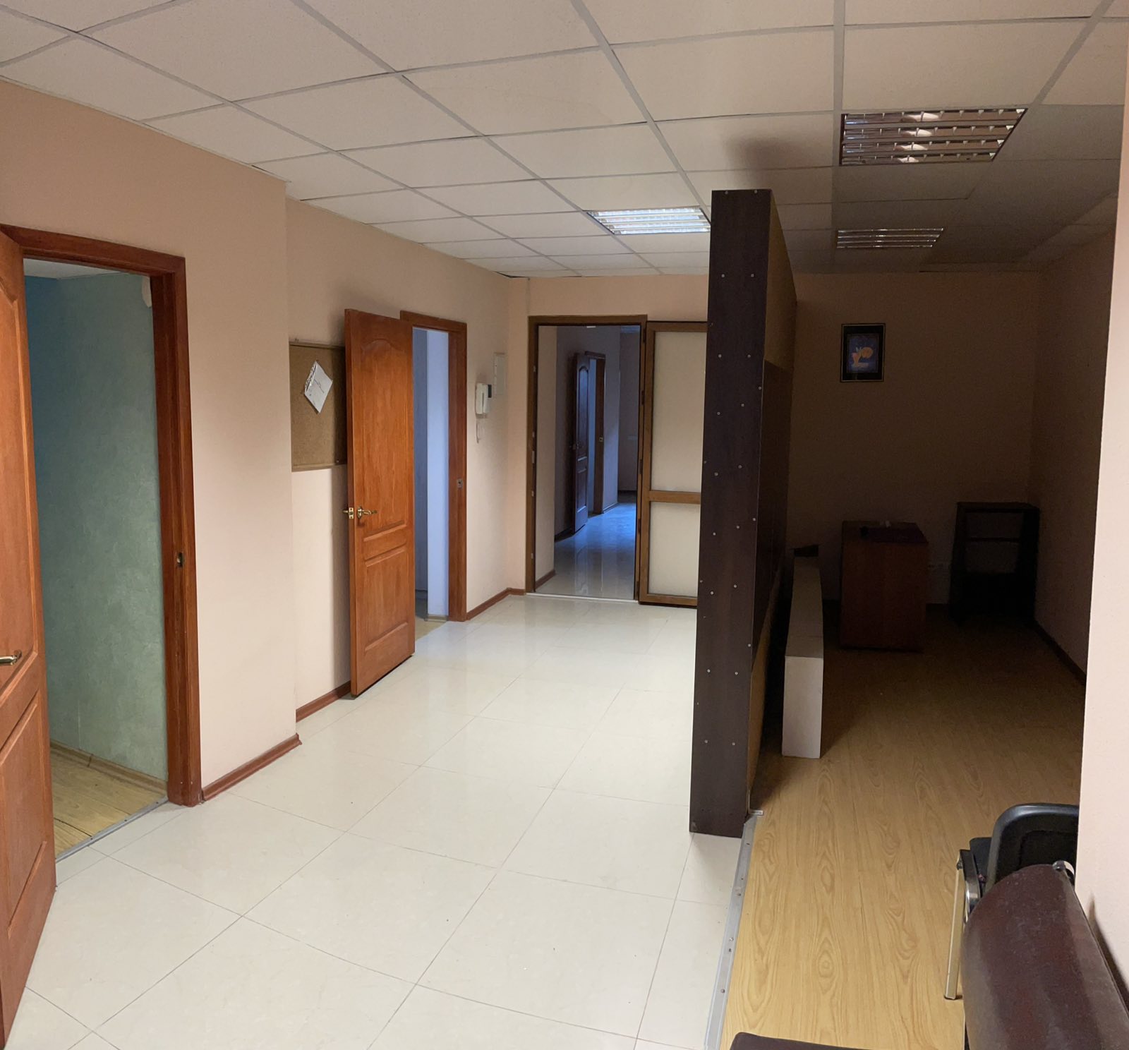 Комерційна нерухомість на вул. Заболотного Академика, 104 м², 103 900$ — FAKTOR