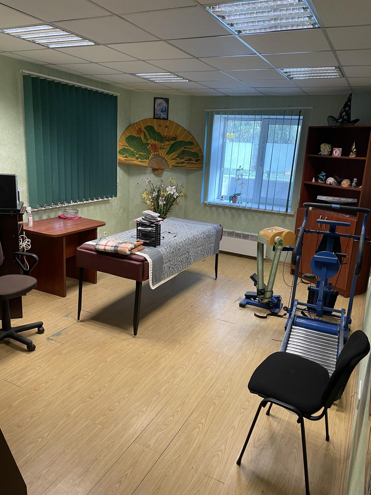 Комерційна нерухомість на вул. Заболотного Академика, 104 м², 103 900$ — FAKTOR