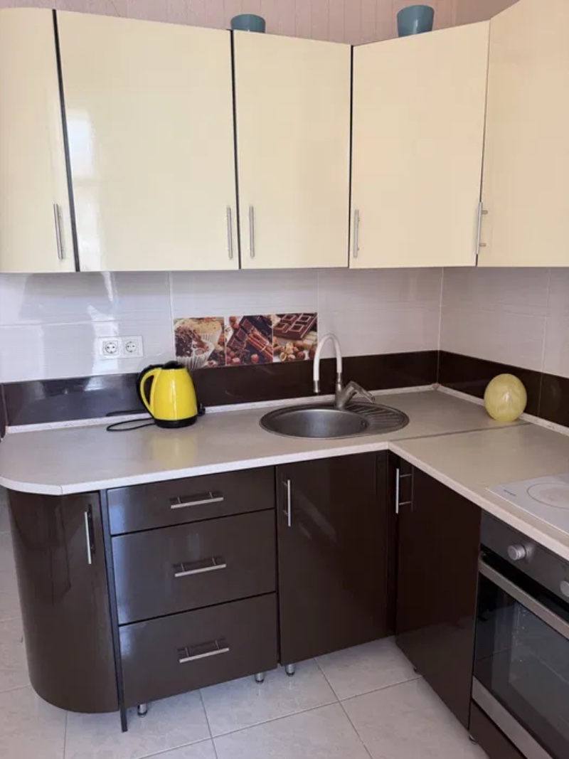 Квартира на вул. Асташкина, 48 м², 75 500$ — FAKTOR