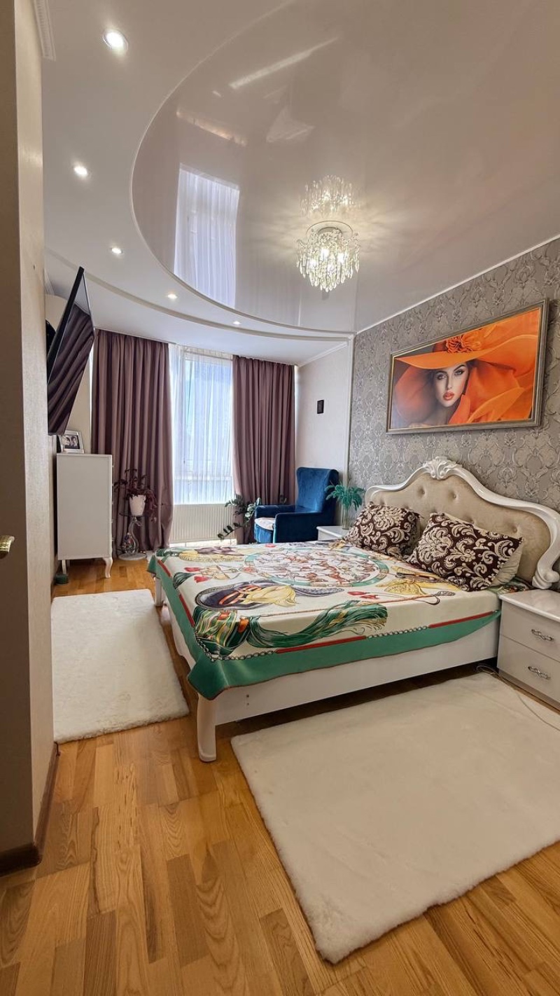 Квартира на вул. Таирова, 100 м², 135 000$ — FAKTOR