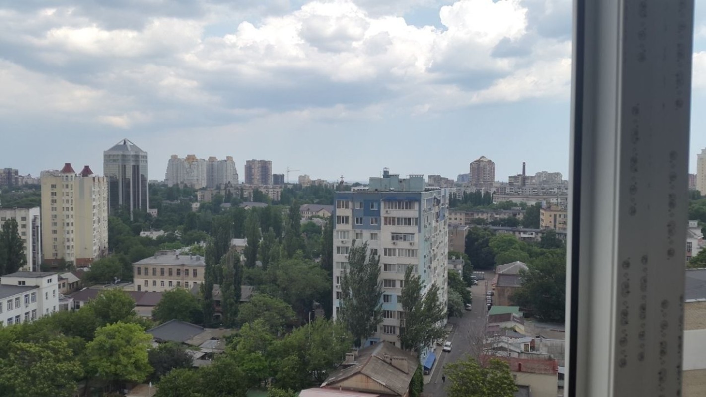 Квартира на вул. Среднефонтанская, 91 м², 81 500$ — FAKTOR