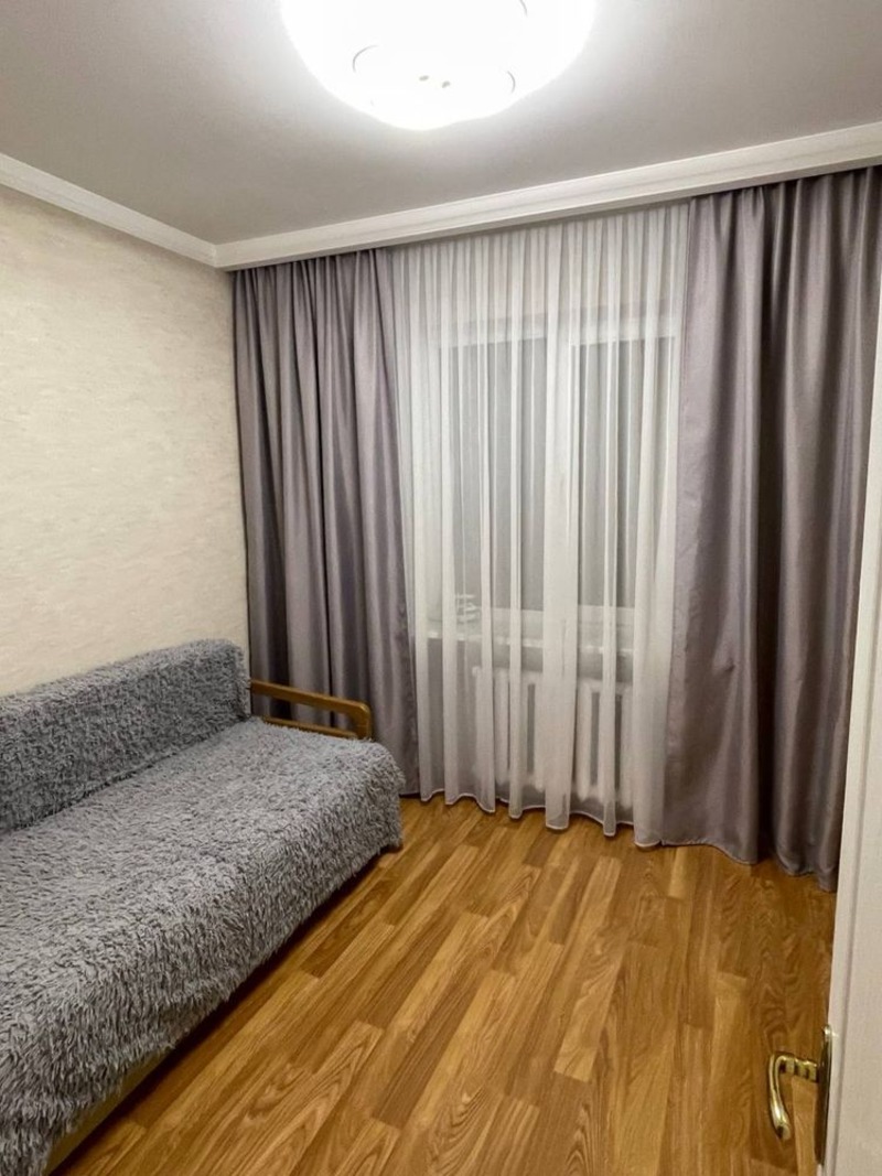Квартира на вул. Глушко Академика проспект, 65 м², 58 000$ — FAKTOR